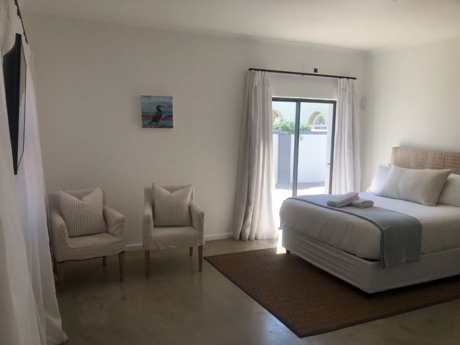 6 Bedroom Property for Sale in Westcliff Western Cape